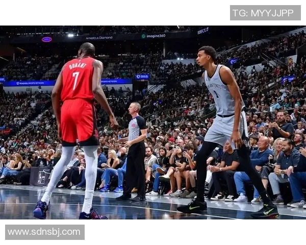 12月16日火箭对马刺精彩比赛录像回顾与分析