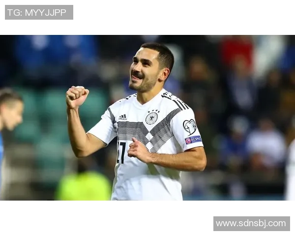 京多安领衔球队新篇章展望未来足球生涯与战术变革的深度解析