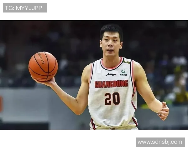 任骏飞领衔球队奋战新赛季展现卓越篮球才华与团队精神