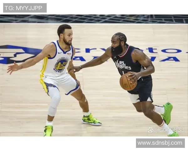 快船与勇士季后赛精彩对决全程录像回顾与分析