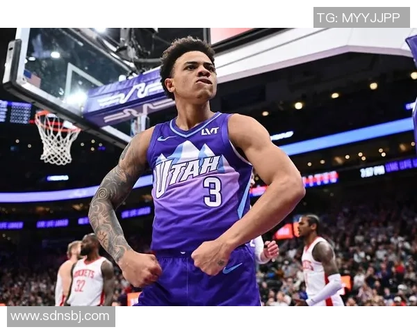 爵士与火箭季后赛首战精彩回顾与战术分析