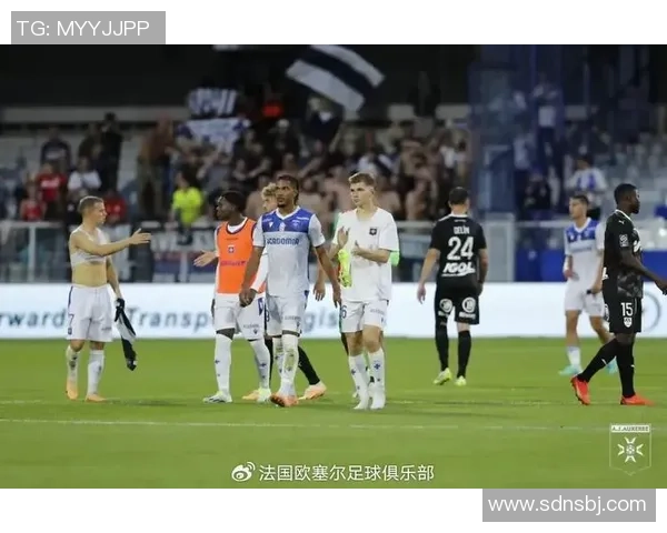 亚眠与卡昂激战正酣双方拼尽全力争夺胜利的精彩战报