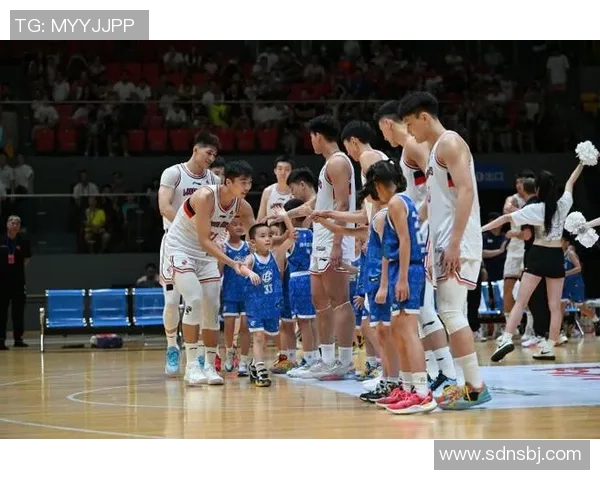 成都羽毛球队以72分领跑奥运会积分榜展现强劲实力MBA 成都羽毛球队以72分领跑奥运会积分榜展现强劲实力MBA