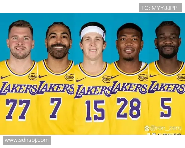 湖人对国王精彩对决回顾全场比赛亮点与精彩瞬间分析 湖人对国王精彩对决回顾全场比赛亮点与精彩瞬间分析